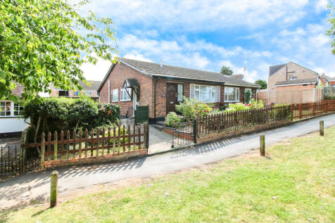 Murcott Road East, Leamington Spa, CV31 2 bed semi