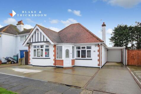 4 bedroom chalet for sale