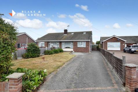 2 bedroom semi-detached bungalow for sale