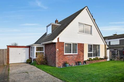 Fleetwood Avenue, Holland on Sea 3 bed detached house for sale