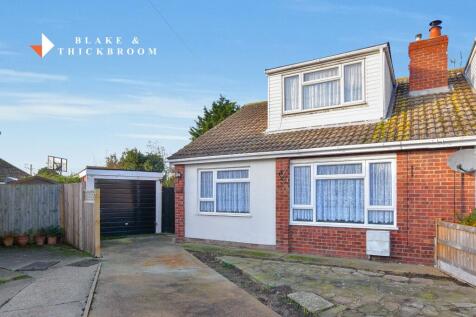 3 bedroom chalet for sale