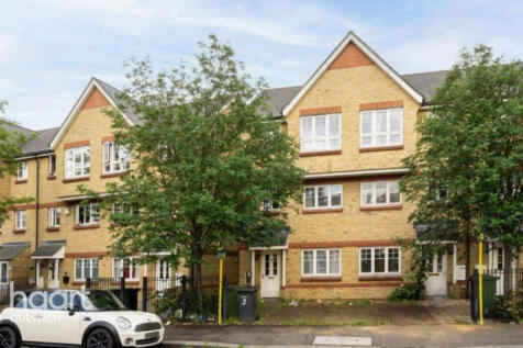 Vancouver Road, London 4 bed terraced house for sale
