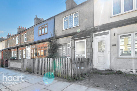 Marks Road, Romford, RM7 7AF 2 bed terraced house for sale