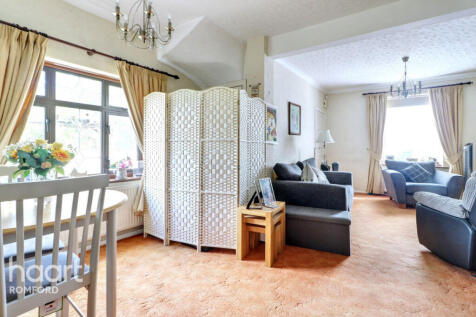 Towneley Cottage, Romford, RM4 1JP 3 bed end of terrace house for sale