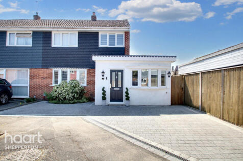 4 bedroom semi-detached house for sale