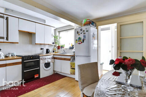 Sixth Avenue, London 3 bed terraced house for sale