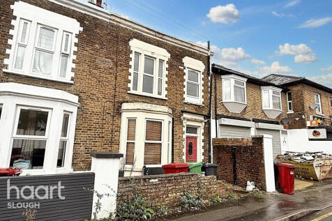 Park Street, Slough 3 bed terraced house for sale