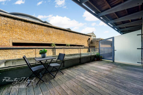 Royal Carriage Mews, London 1 bed apartment for sale