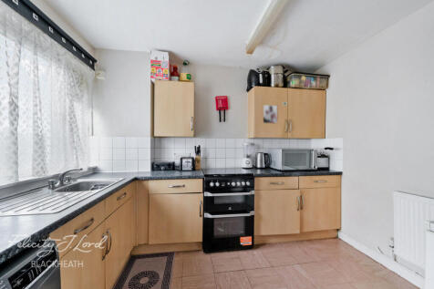 Villas Road, London 2 bed flat for sale