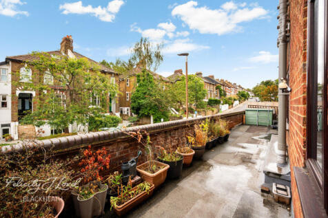 Charlton Church Lane, London 1 bed flat for sale