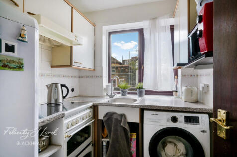 Charlton Church Lane, London 1 bed flat for sale