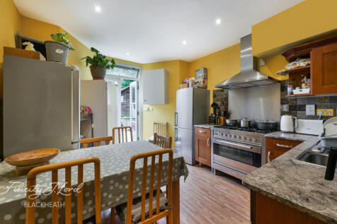 Woodland Terrace, Charlton 5 bed terraced house for sale