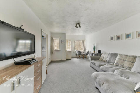 Gilbert Close, London, SE18 2 bed apartment for sale