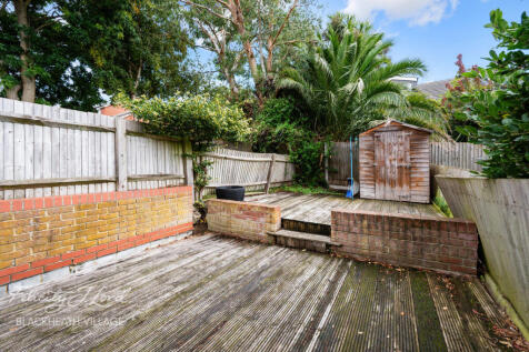 Kendall Road, London SE18 2 bed terraced house for sale