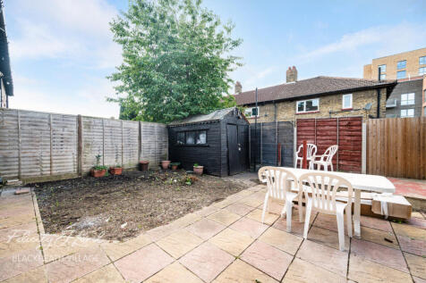 Eltham Green Road, London SE9 3 bed terraced house for sale
