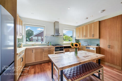 Coppelia Road, London SE3 4 bed end of terrace house for sale