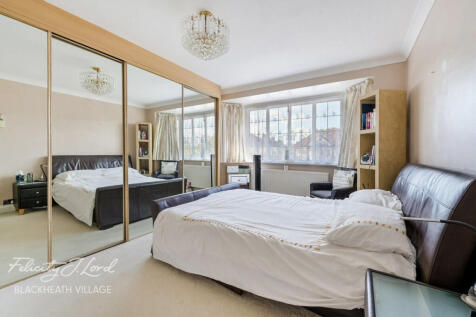 Woodyates Road, London SE12 3 bed detached house for sale