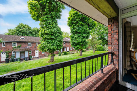 Le May Avenue, London SE12 2 bed apartment for sale