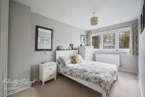 Russett Way, London SE13 2 bed maisonette for sale