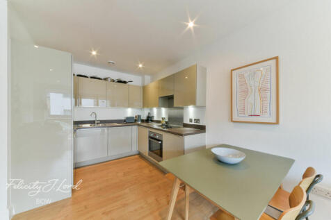 Violet Road, Bow, E3 1 bed flat for sale