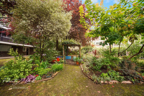Quaker Court, Banner Street, EC1 1 bed apartment for sale