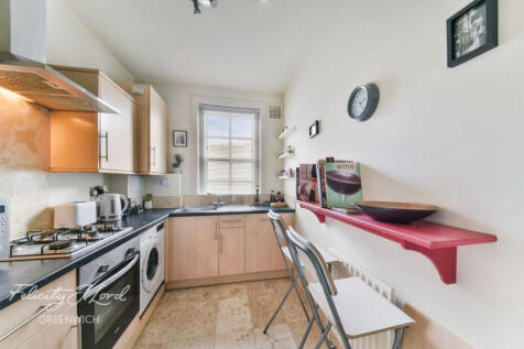 Brant House, Greenwich, SE10 1 bed flat for sale