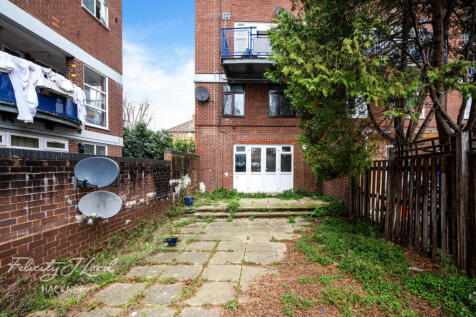 Overbury Street, London E5 3 bed flat for sale