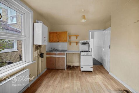Linscott Road, London E5 5 bed terraced house for sale