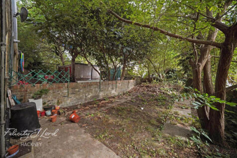 Linscott Road, London E5 5 bed terraced house for sale