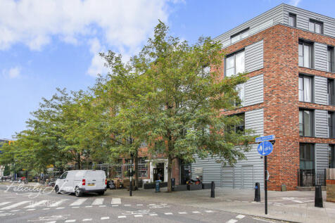 205 Richmond Road, LONDON E8 1 bed flat for sale