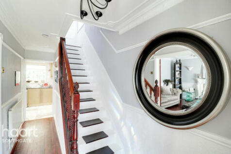 St Martins Close, Enfield 4 bed end of terrace house for sale
