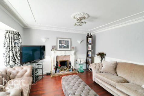 St Martins Close, Enfield 4 bed end of terrace house for sale