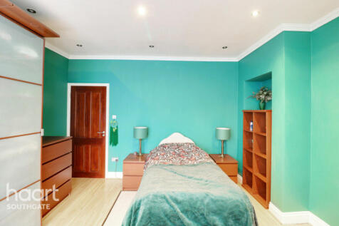 Ladbroke Road, London 3 bed end of terrace house for sale