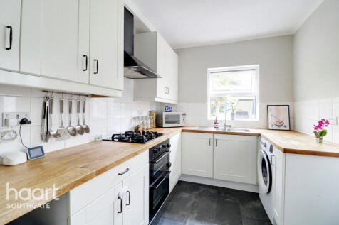 Clive Road, London 3 bed terraced house for sale