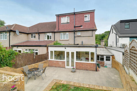4 bedroom semi-detached house for sale