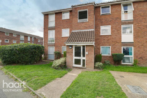 Shurland Avenue, Barnet 2 bed apartment for sale