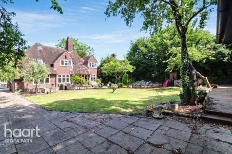 Risebridge Road, Romford, RM2 5PR 4 bed detached house for sale