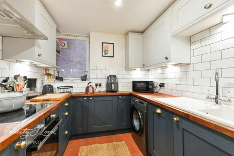 Nightingale House, Thomas More... 1 bed flat for sale