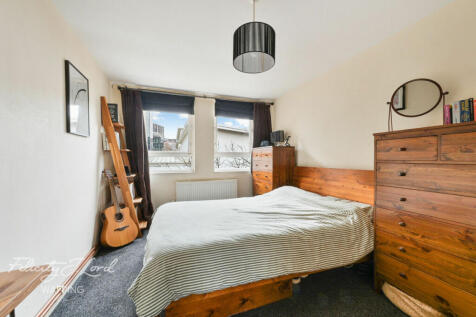 Nightingale House, Thomas More... 1 bed flat for sale