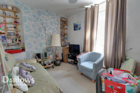 Mary Street, Pontypridd 2 bed terraced house for sale