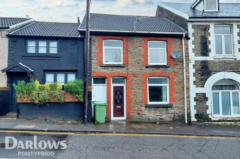 Llantrisant Road, Pontypridd 3 bed terraced house for sale