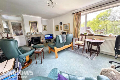 Rock Terrace, Pontypridd 3 bed detached bungalow for sale
