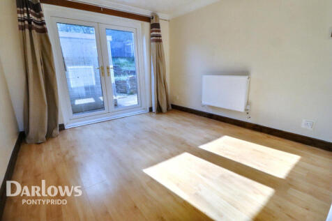 Bryn Rhedyn, Pontypridd 4 bed detached house for sale
