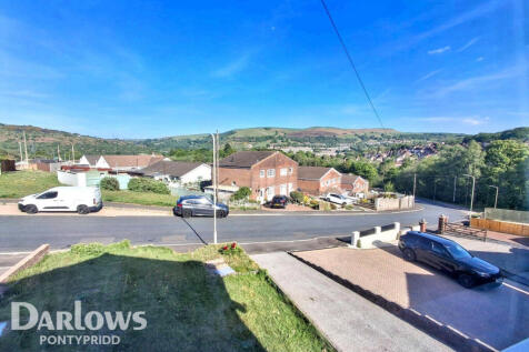 Bryn Rhedyn, Pontypridd 4 bed detached house for sale