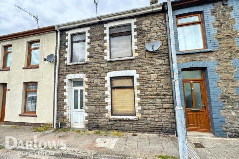 Coedpenmaen Road, Pontypridd 3 bed terraced house for sale