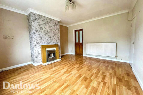 Poplar Road, Pontypridd 2 bed terraced house for sale