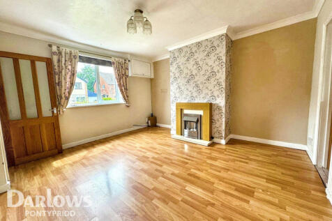 Poplar Road, Pontypridd 2 bed terraced house for sale