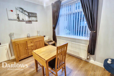 Hurford Street, Pontypridd 3 bed end of terrace house for sale