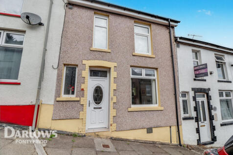 Oakwood Street, Pontypridd 2 bed terraced house for sale