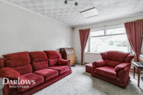 2 bedroom semi-detached bungalow for sale